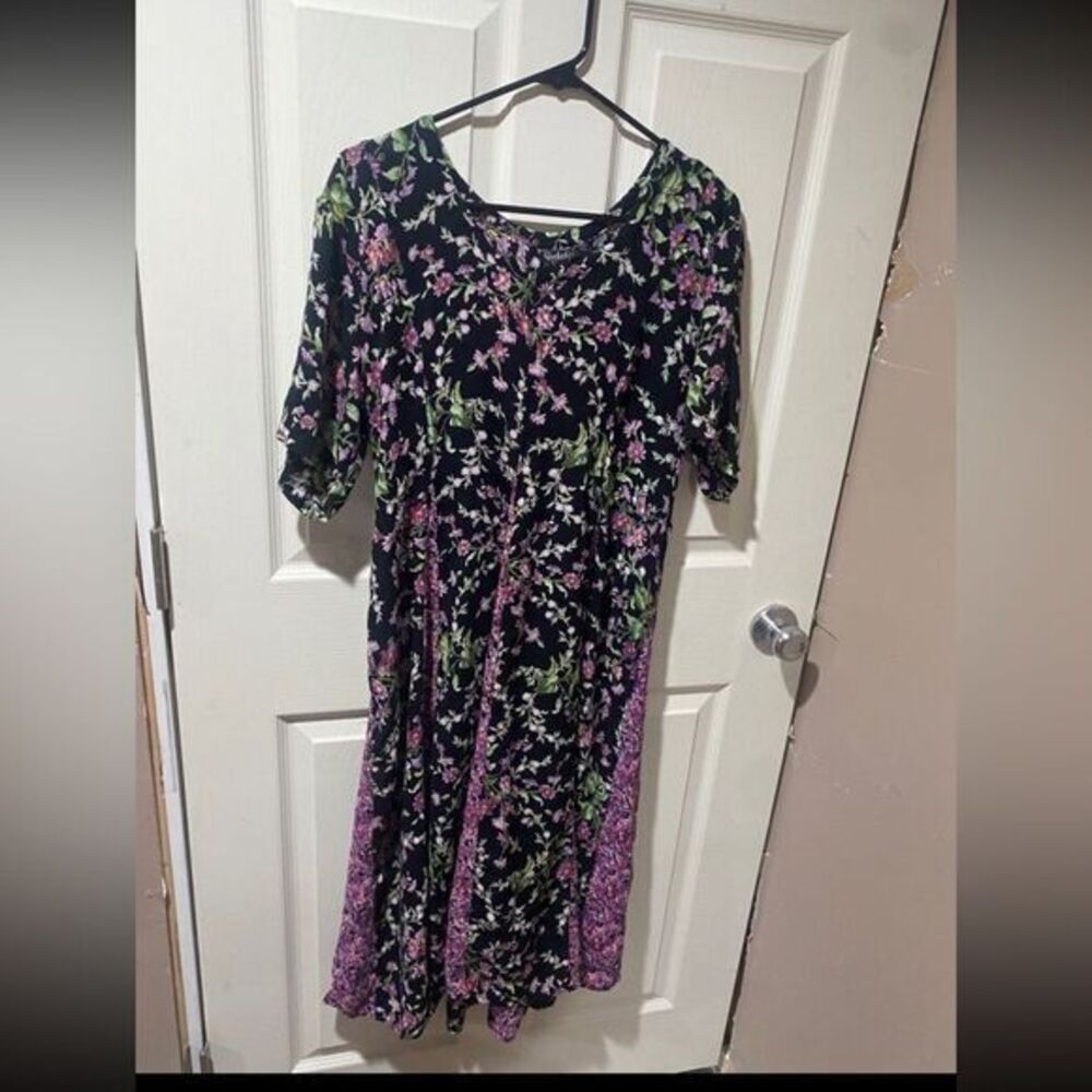 Women’s‎ floral, petite, medium, short sleeve dress